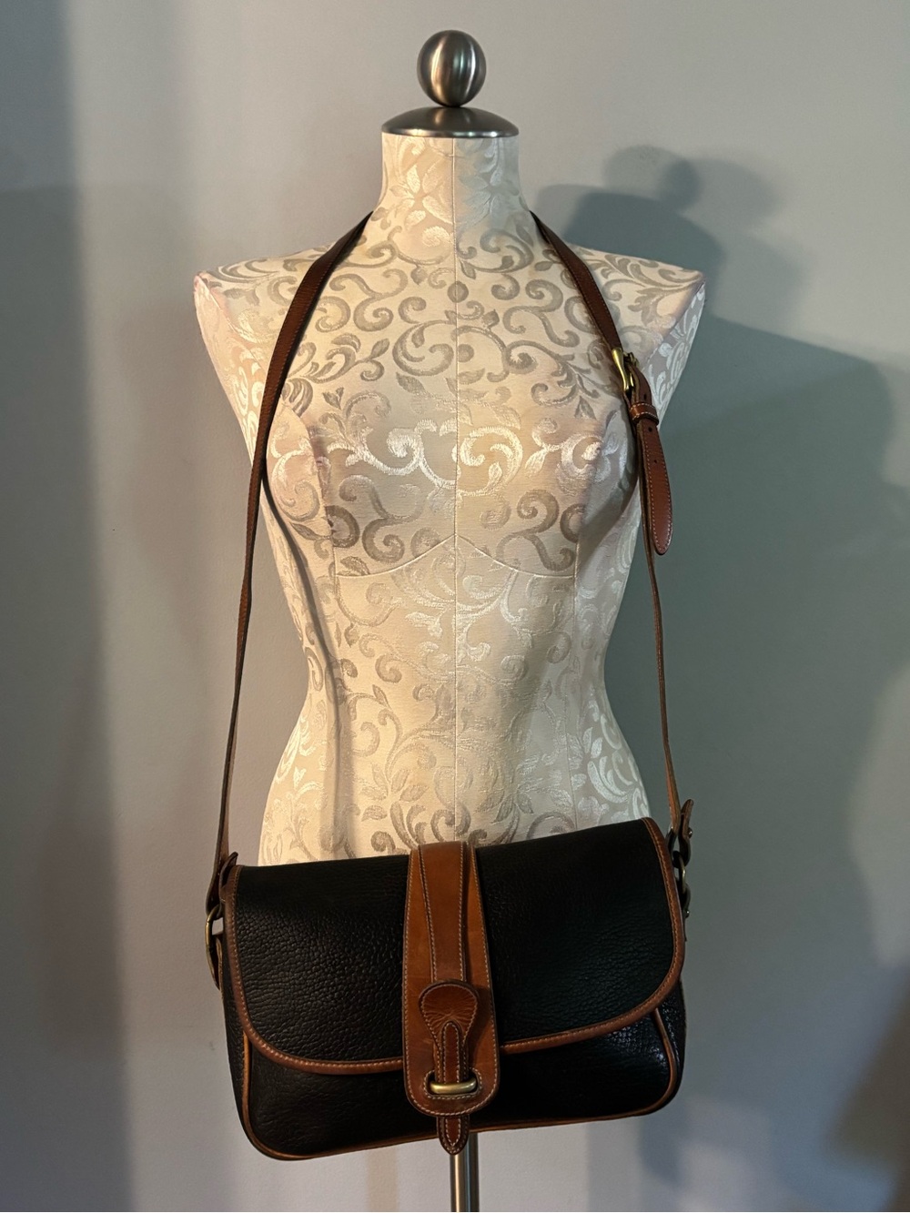 Vintage Dooney and Bourke Equestrian Riding Leather Crossbody Purse Black
